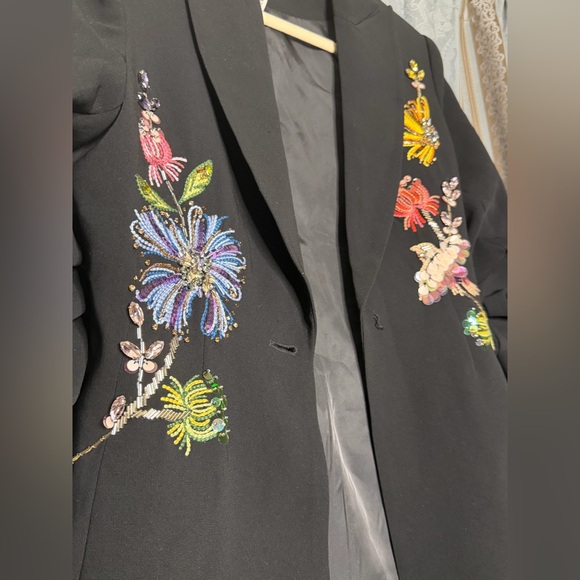 Cinq a Sept Floral Mixed Media Scrunched Cheyenne Blazer - Picture 8 of 10